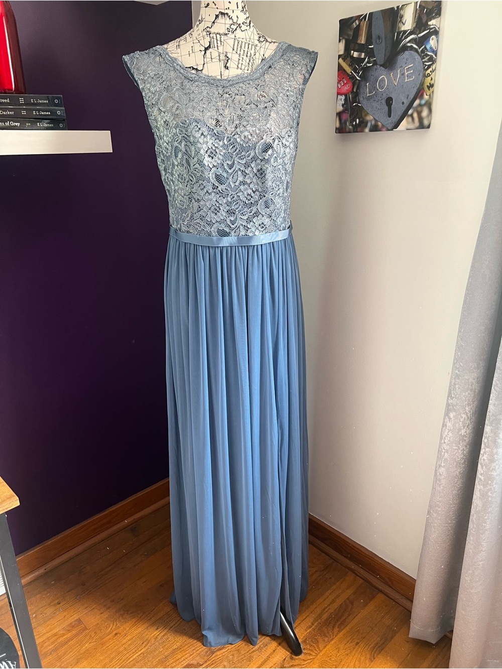 David's Bridal Style F19328M Blue Lace & Chiffon Evening Gown